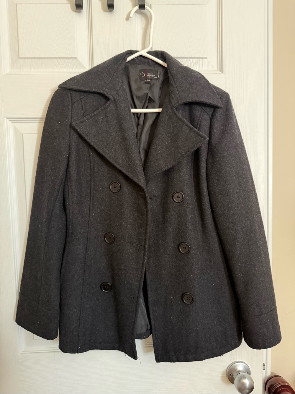 Urban Behavior - Vintage Double-Breasted Peacoat